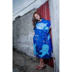Whale Shark Cloak Poncho -CRESI Dive Shop oceanarium whale shark cloak poncho 2